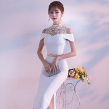 Load image into Gallery viewer, FADISTEE 2019 New arrival cocktail party prom Dresses Vestido de Festa lace ivory tea length style sexy see through backless - SWAGG FASHION
